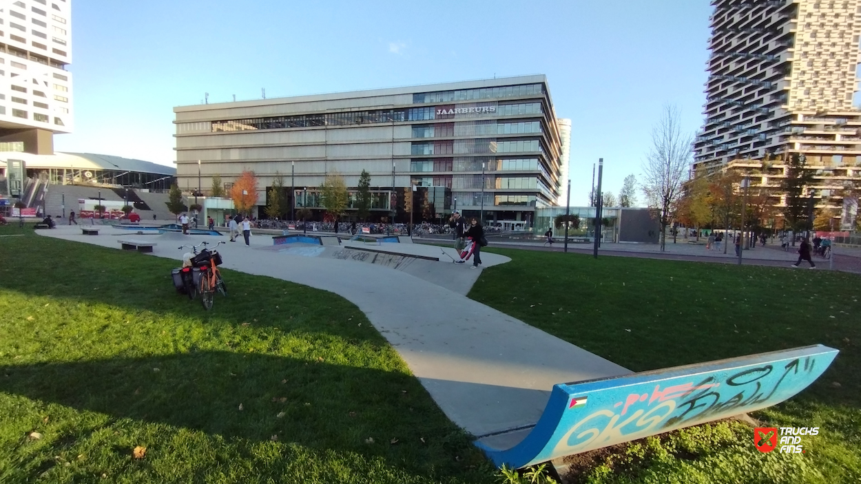 Jaarbeursplein skatepark